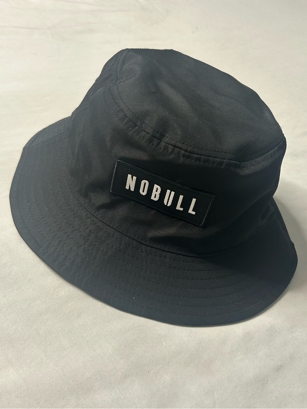 NOBULL Bucket Hat Black S/M Mesh Lined Athletic Training CrossFit Sun Hat